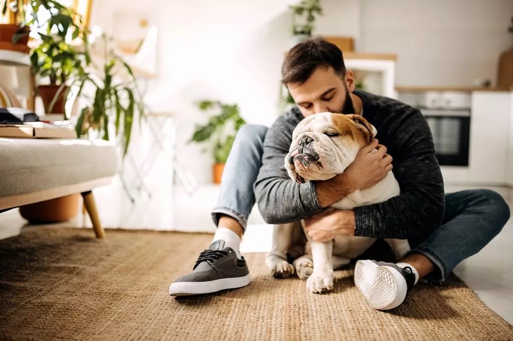 Jelek, hogy a kutyád nem kér a puszikból