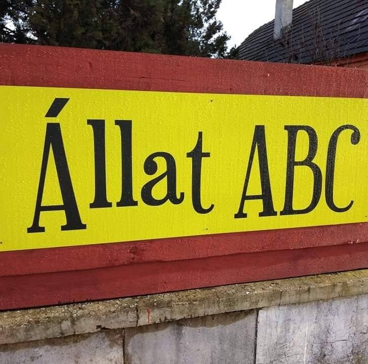 Ambrus állat A B C